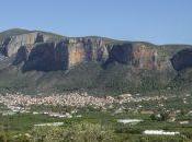 Trip escalade Péloponèse soleil, rocher neuf crustacés