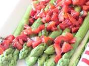 Salade d’asperges sauce fraises