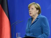 MONDE Réfugiés Angela Merkel sous pression après attentats