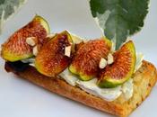 Tartine fromage chèvre figues, miel noisettes