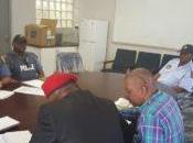 Afrique parti l’opposition porte plainte contre Gupta