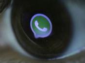 WhatsApp iPhone ajoute texte emojis photos vidéos