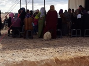 dizaines milliers civils fuite piégés dans Man’s Land entre Syrie Jordanie