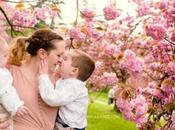 Photographe bebe séance photo famille sous cerisiers Sceaux