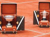 Louis Vuitton présente deux coffres renferment trophées Roland-Garros