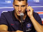 sportifs médias appellent bons clients
