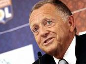 Aulas critique salaires