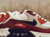 Nike Mars Stone airs Bacon 2004