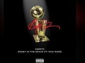 Suite victoire Raptors Drake sort nouveaux singles