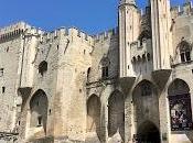 j'irai voir Avignon vous recommande