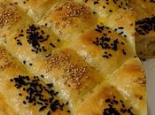 Turkish Pide bread, pain turc.