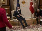 L’Europe (politique) dictature ciel couvert.