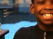 réfugié jeune prodige échecs, sauve famille pauvreté