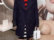 Selena Gomez fait débuts avec tatouage complexe dans portrait sombre noir blanc