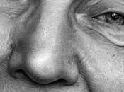 jeune artiste dessine portraits crayon parfaits tout monde peut faire avec pratique vous montre comment