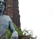 statue John Lennon fait tour monde revient Liverpool