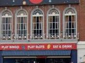théâtre historique Slough, Beatles joué, pourrait être vendu pour réduire dettes conseil municipal.