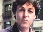 Paul McCartney souvient qu’on avait envoyé disques soul américains qu’il achetait singles dans magasin jamaïcain, tout détaillant influences musicales.