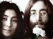 Écoutez l’incroyable voix isolée John Lennon pour “Happy Xmas (War Over)”.