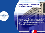 Timide avancée contre précarité financière