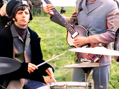 Pourquoi George Harrison pensait-il Beatles étaient “minables”