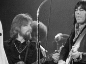 John Lennon George Harrison avait fait “The Concert Bangladesh” parce Beatles s’étaient séparés.