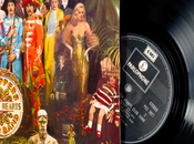 mars 1967 Beatles réalisent pochette emblématique “Sgt. Pepper’s Lonely Hearts Club Band”.