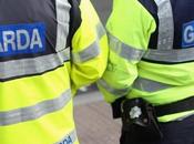 dispute téléphone portable volé mène coups couteau vicieux devant navetteurs horrifiés